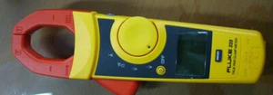 Fluke 335 Clamp Meter 600A, 600V for AC/DC, 6000ohm - Picture 1 of 3