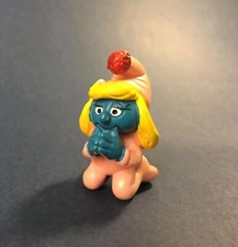 VINTAGE ORIGINAL PRAYING SMURFETTE SMURF CHRISTMAS COLLECTION M+B PORTUGAL 1982.