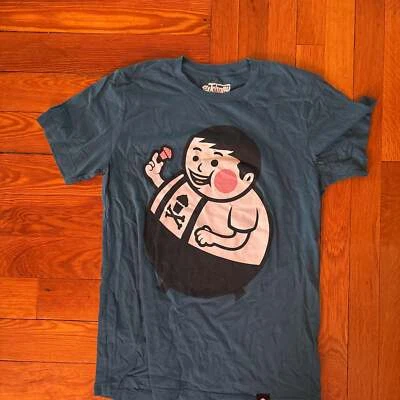 Camiseta Johnny Cupcakes Azul Manga Corta Cuello Redondo Niño Graso Para Hombre Talla 3XL Foto 1 de 3