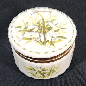 Royal Albert Flower Of The Month Snowdrops Trinket Box Bone China Hinged England - Picture 1 of 13