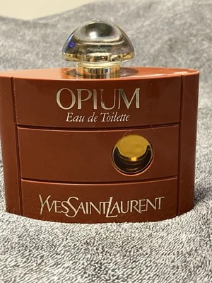 Opium Yves Saint Laurent YSL 2,0 oz / 60 ml Eau De Toilette Splash Vintage COMPLETO Foto 1 de 2