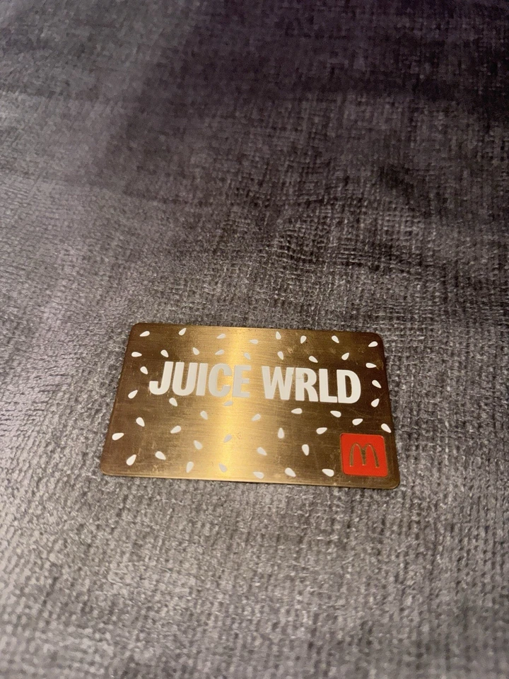 Tarjeta personal de McDonald’s Juice WRLD Foto 1 de 4