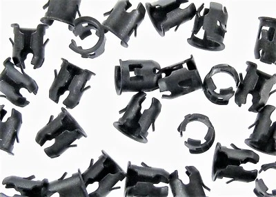 Clips de barril AMC - Ajuste orificio de 1/4" - Perno de 7/32" - Borde de emblema cromado, etc. - 20 piezas - #019 Foto 1 de 4