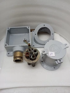 Receptáculo Appleton AR20034RS 200AMP 4W 4P con enclausre tipo con receptáculo - Imagen 1 de 24