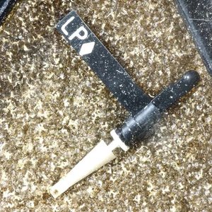 NOS Pfanstiehl 174-DS77 Diamond Needle for Astatic N89-sd 201D 205D 209D 211D - Picture 1 of 3