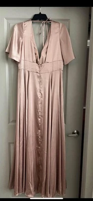 Vestido de Dama de Honor Champagne Talla 14 Foto 1 de 2