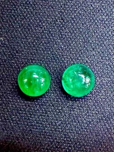 2.12CTS Amazing Vivid Green Emerald Cabochon 6mm Pair Loose Gemstone - Picture 1 of 3
