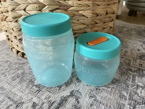 Tarros universales Tupperware mini 325 ml y medianos 550 ml sellos giratorios ligeramente usados - Imagen 1 de 7