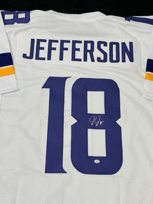 Camiseta de fútbol firmada por Justin Jefferson Minnesota Vikings certificado de autenticidad Foto 1 de 4