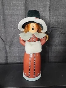 Vintage 1996 Zim's Heirloom Collectibles FEMALE CAROLER Nutcracker 14” - Imagen 1 de 5