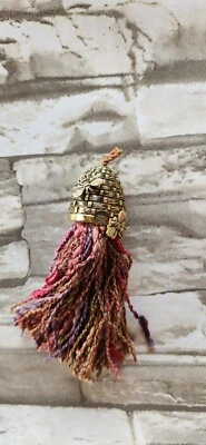 Just Nan Beehive Tassel Topper Metal Barnabee's Quest with Tassel - Image 1 of 4