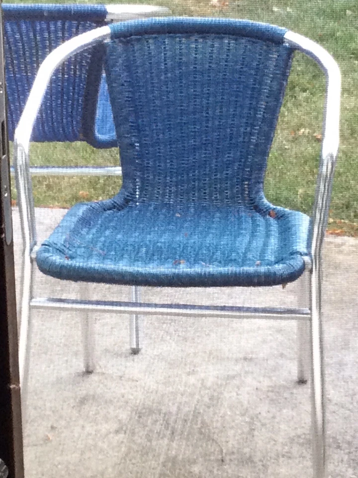 Moderna contemporánea apilable AZUL MIMBRE Y CROMO PATIO PATIO TERRAZA 21x22x28 Foto 1 de 4