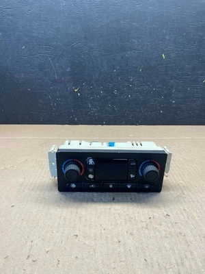 2003 to 2006 Chevrolet Silverado HVAC Heater Climate Control Module P5437 DG - Image 1 of 4