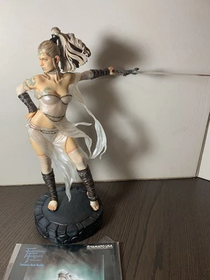Figura Fantasía Galería Luis Royo "RITUAL" / Figura Yamato 975/4.000 Foto 1 de 4