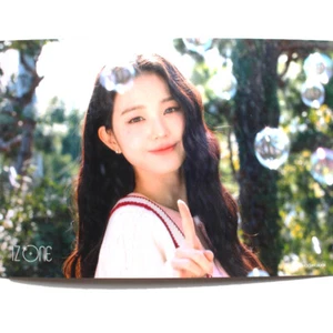 IZ*ONE IZONE Japan LAWSON Jang Won Young IZ*ONE SPECIAL SURPRISE*IZ PHOTO BOX Foto - Bild 1 von 1