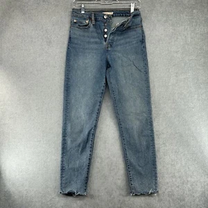 Levis Wedgie Jeans Womens 28 Button Fly Denim Tapered Leg Frayed Ankle - Picture 1 of 15