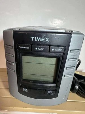 Timex T301B Dual Alarm Clock Radio | Used Digital Clock with FM Radio & Snooze - Image 1 of 4
