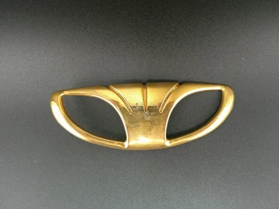 Vintage Gold DAEWOO Car Grill Emblem Badge V-100 E/M Classic Auto - Image 1 of 4