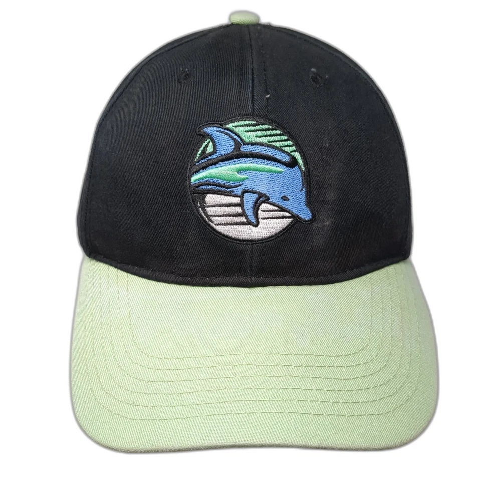 Boné Snapback Golfinho Rosa Multi Tamanho Único Bordado Ajustável Furos Ventilados - Imagem 1 de 4