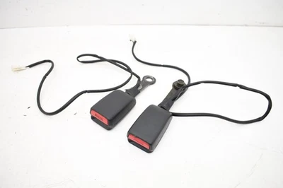 Nissan 350Z 2006 conjunto de hebilla de cinturón de seguridad delantero izquierdo derecho negro par OEM KW67 Foto 1 de 4