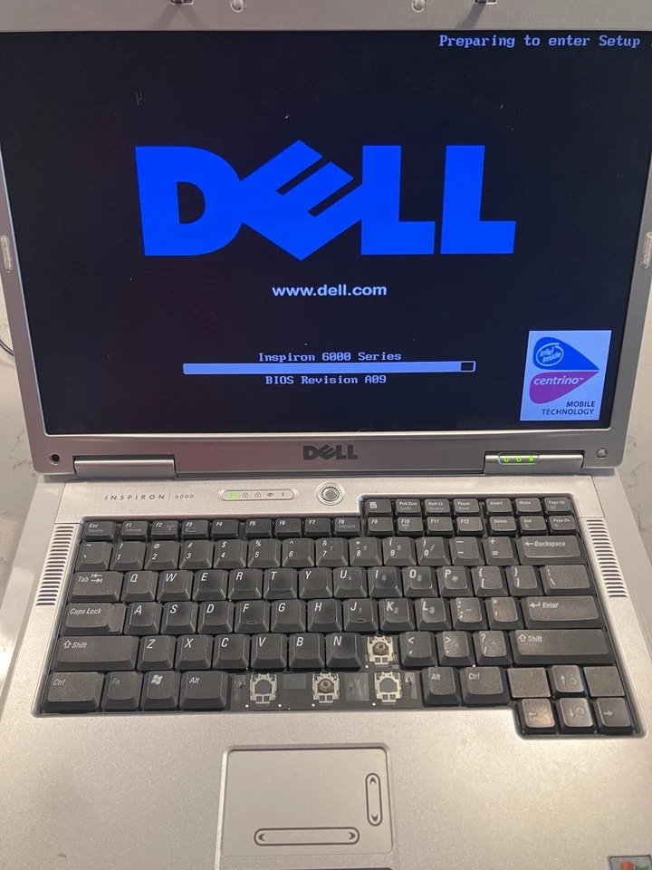 Dell Inspiron 6000 PP12L 14,1 pulgadas Portátil COMO ESTÁ PARA PIEZAS O REPARACIÓN Foto 1 de 4