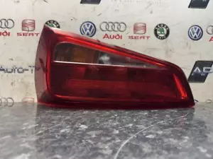 Audi A1 1.6 TDI CAYC 2011 - O/S Rückleuchte - 8X0945094 - Bild 1 von 3