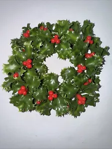 12 Vintage Christmas Plastic Wreath Taper Candle Rings w/ Holly Berries 5 Inches - Picture 1 of 4