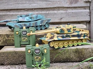 RC Model Tank IR Firing Radio Control PAIR Leopard Tiger Challenger Warzone Toy - Picture 1 of 24