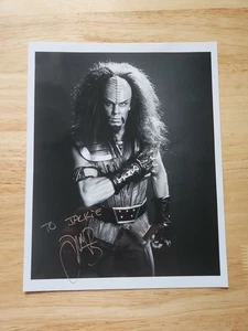 Todd Bryant Autographed 8 x 10 in. Photo Captain Klaa from Star Trek V - Picture 1 of 1