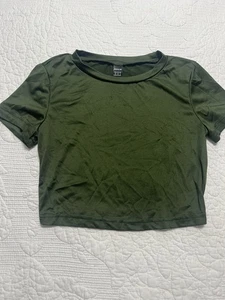 Camiseta corta SHEIN para mujer verde oliva talla XS NUEVA SIN ETIQUETAS mangas cortas cuello redondo #366 - Imagen 1 de 7