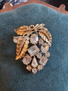 Vintage Coro Signed Brooch Hollywood Glam Estate Jewelry - Picture 1 of 4