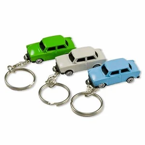 trabant 601 Schlüsselanhänger Trabbi Maßstab 1:60 Metall ' ORIGINAL-Farben WELLY - Bild 1 von 5