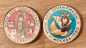 Lot of 2 1980 Moscow/USSR Misha Olympic Pin Badges - Picture 1 of 4