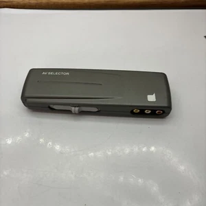 Dick Smith Electronics  4-Way AV Selector - Picture 1 of 8