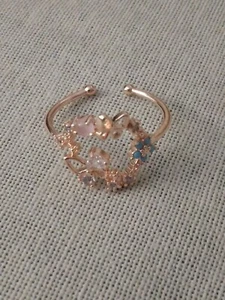 Anello floreale farfalla tono oro moda taglia 7 regolare costume accento cristallo - Foto 1 di 7