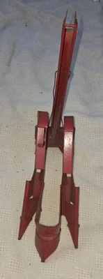 VINTAGE TRU SCALE 1/16 SCALE TWO ROW MOUNTED CORN PICKER FARM TOY  - Image 1 of 4