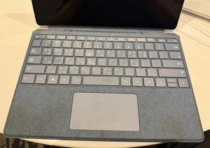 Microsoft Surface Pro Signature Keyboard für Pro X, 8 & 9 Sapphire - Bild 1 von 5
