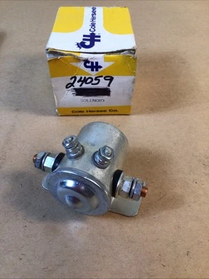 Solenoide SPST de servicio continuo aislado Cole Hersee 24059 12V NUEVO Foto 1 de 4