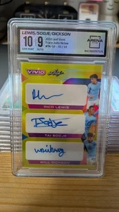 2022 Leaf Vivid Triple Yellow 1/10 Lewis Sodje Dickson Rookie Auto FOTL AC 10/9 - Bild 1 von 3