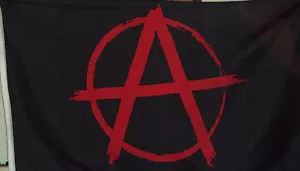 BANDIERA ANARCHY - NERO E ROSSO - 3X5 POLIESTERE ANARCHICO - Foto 1 di 1