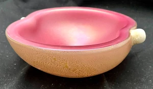 VTG SEGUSO MURANO GLASS SCULPTURED BOWL, HALF PINK APPLE, INFUSED GOLD c1955, vg - Picture 1 of 10