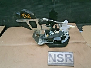 HYUNDAI TUCSON 2007 NEARSIDE PASSENGER REAR DOOR CENTRAL LOCKING MOTOR ACTUATOR - Picture 1 of 1