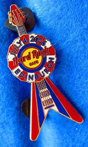 GUITARRA EDIMBURGO ESCOCIA 4º JULIO ROSETA BUNTING FLY V Hard Rock Café PIN - Imagen 1 de 1