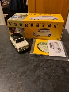 VANGUARDS - VA25005 - MINI COOPER 'S' - CREAM with BLACK ROOF. - 2000 - Picture 1 of 2