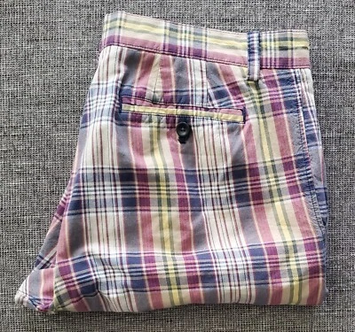Banana Republic Men's Madras Print Cotton Shorts Size 35 - Image 1 of 4
