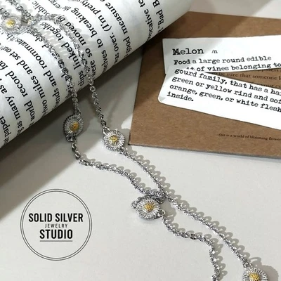 S925 Plata Esterlina Flor Margarita Floral Estación Collar Suéter Cadena Regalo Foto 1 de 4