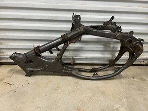 ✅2000 RM125 Main Frame Chassis Motor Mount SUZUKI RM 125 GENUINE OEM 1996-2000 - Picture 1 of 24