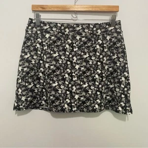 Tranquility by Colorado Clothing Skort Medium Floral Black & White Stretch - Picture 1 of 7
