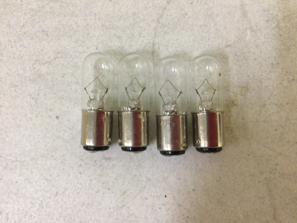 NOVO, (LOTE 4), LÂMPADA DE FAROL ROTATIVO PIPER, 24V-7W, FRETE GRÁTIS - Imagem 1 de 4