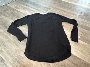 MAGLIONE LULULEMON NERO FONDO TONDO CUCITURE INTERNE TAGLIA 8 - Foto 1 di 6